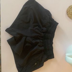 Lululemon Hot short 4inch